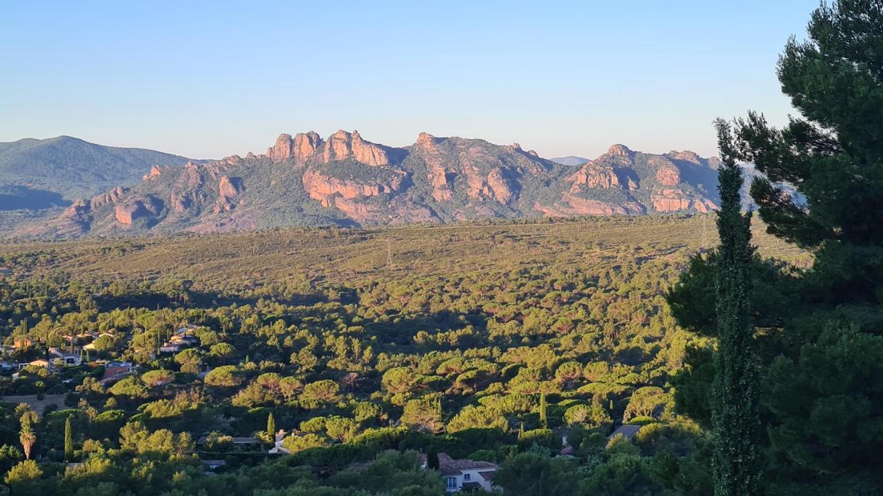 Corniche Du Paradis Roquebrune-sur Argens Kültér fotó