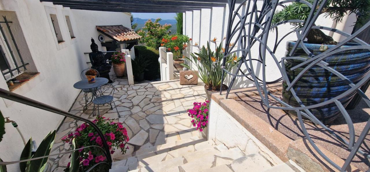 Corniche Du Paradis Roquebrune-sur Argens Kültér fotó